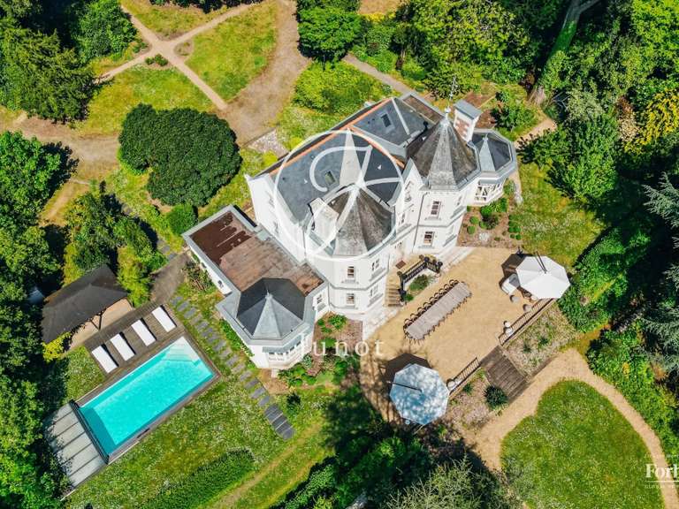 Maison Le Cellier - 8 chambres - 485m²