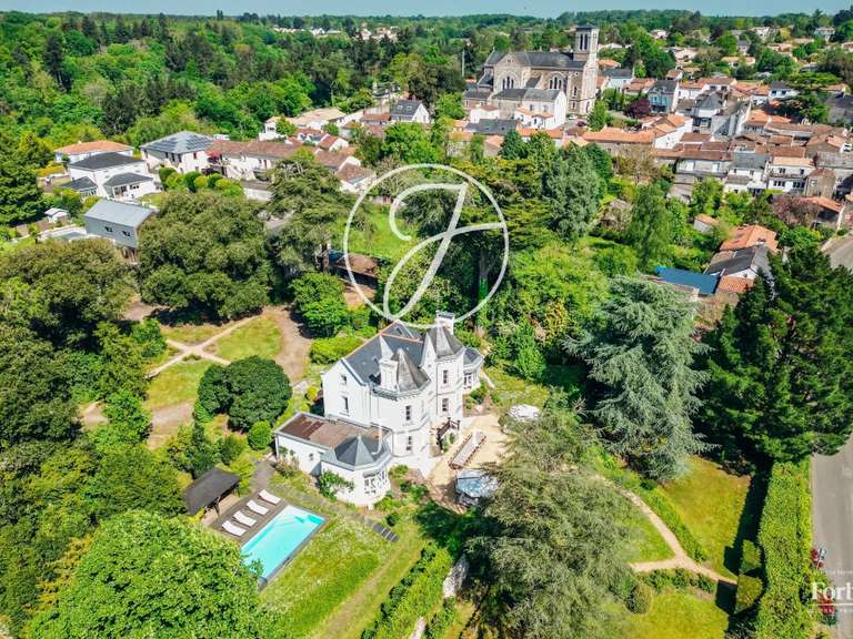 Maison Le Cellier - 8 chambres - 485m²