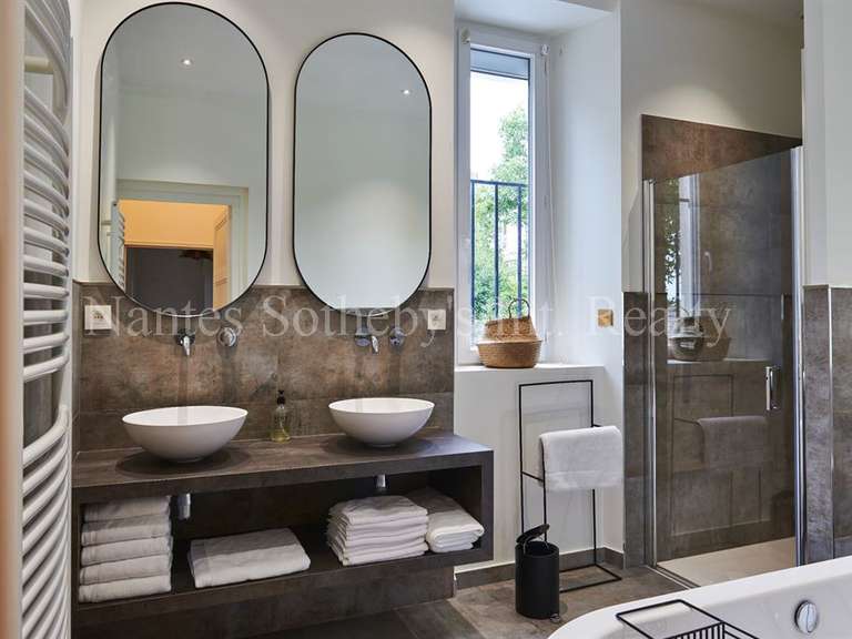 House Le Cellier - 5 bedrooms - 358m²