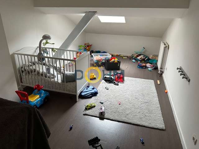 Maison Le Chambon-Feugerolles - 673m²