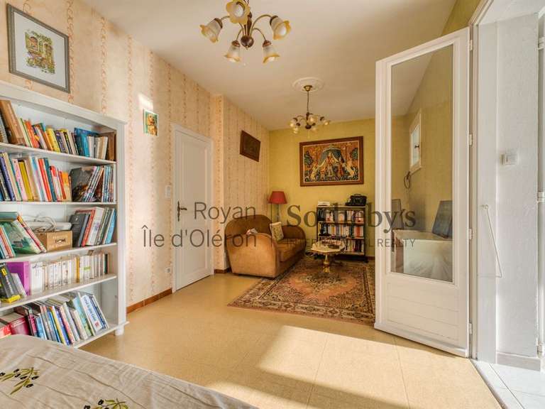 Maison Le Château-d'Oléron - 5 chambres - 182m²