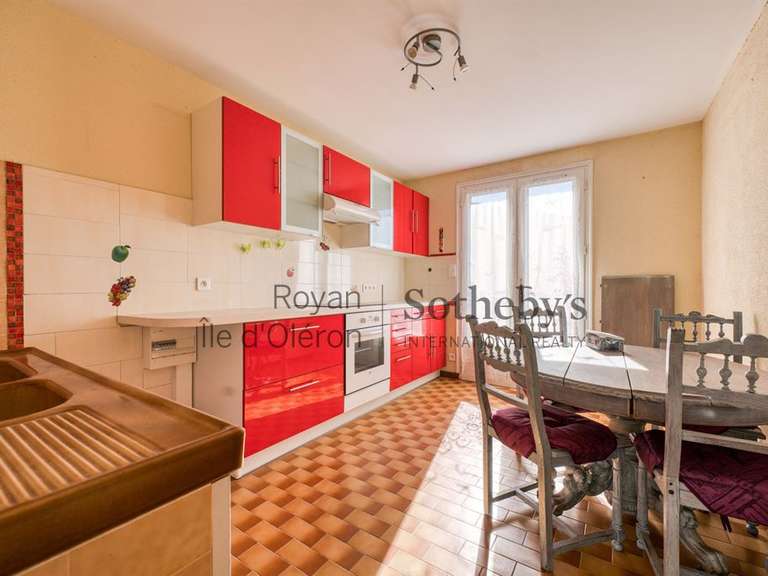 House Le Château-d'Oléron - 5 bedrooms - 182m²