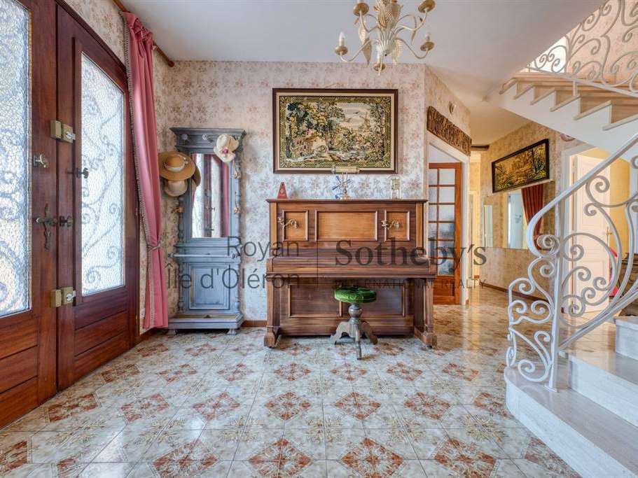 House Le Château-d'Oléron