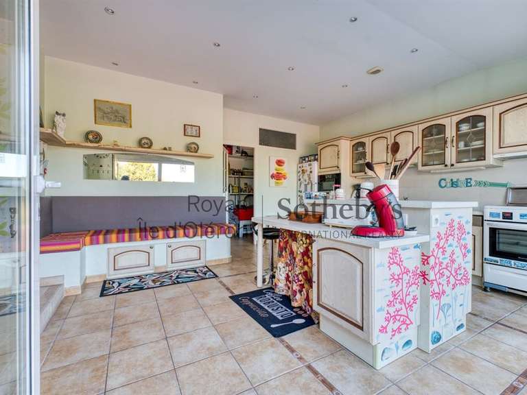 House Le Château-d'Oléron - 5 bedrooms - 182m²