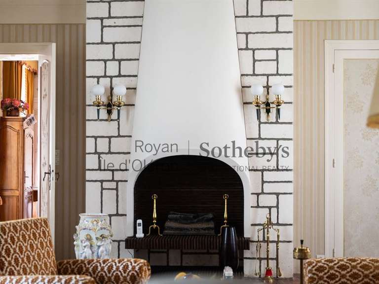 Maison Le Château-d'Oléron - 6 chambres - 402m²