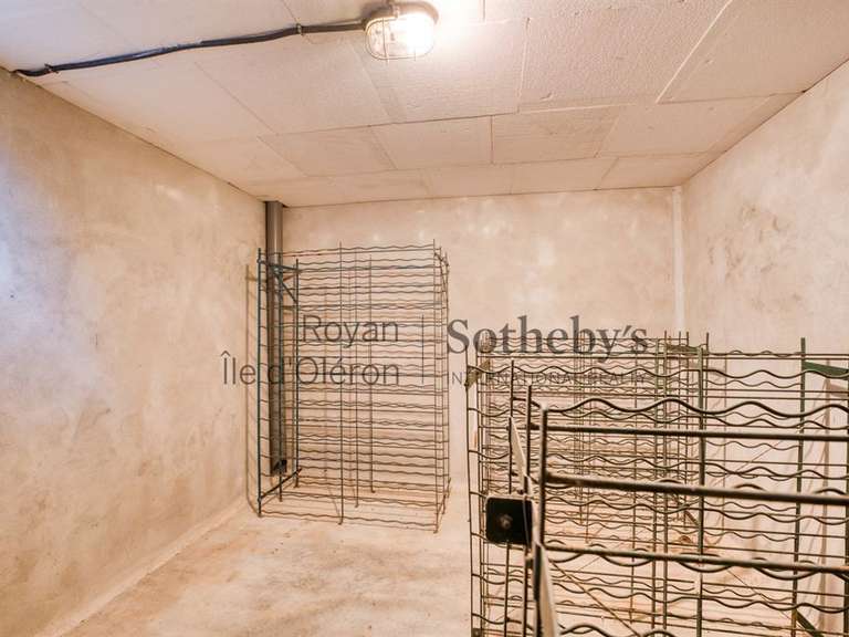 House Le Château-d'Oléron - 5 bedrooms - 173m²