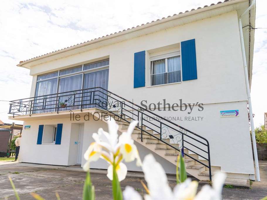 House Le Château-d'Oléron
