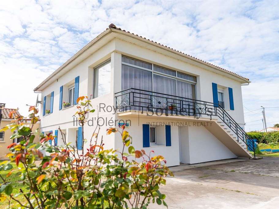 House Le Château-d'Oléron