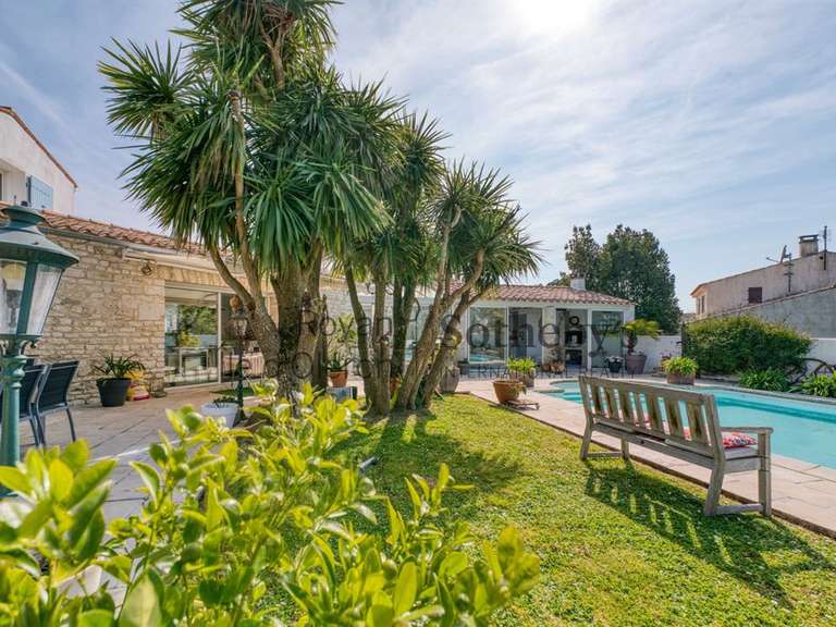 Maison Le Château-d'Oléron - 4 chambres - 275m²