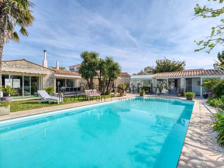 Maison Le Château-d'Oléron - 4 chambres - 300m²