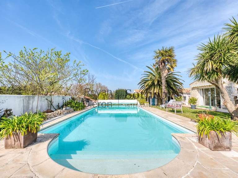 Maison Le Château-d'Oléron - 4 chambres - 275m²