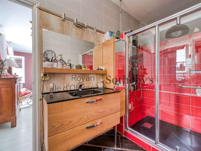 Maison Le Château-d'Oléron - 4 chambres - 228m²