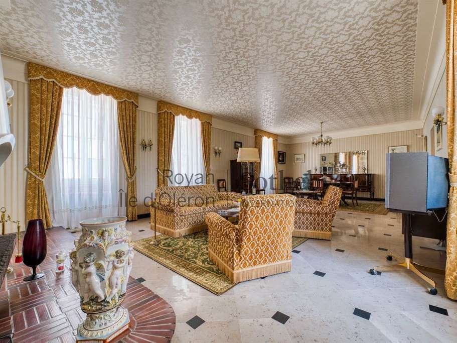 House Le Château-d'Oléron