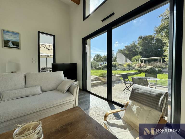 Maison Le Chay - 5 chambres - 206m²