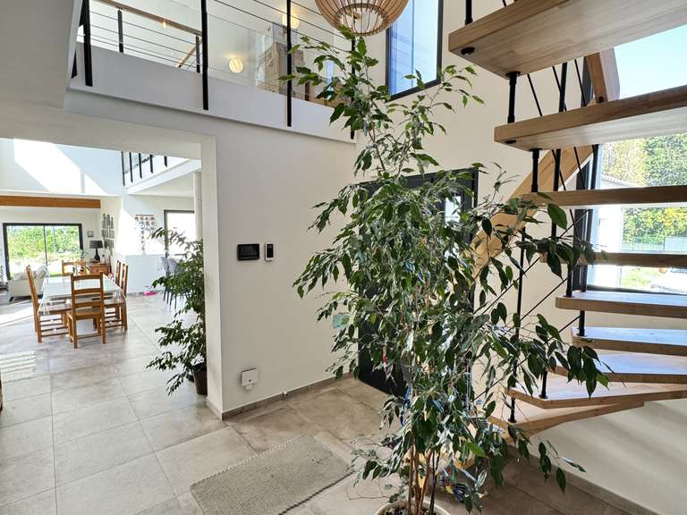 Maison Le Chay - 5 chambres - 206m²