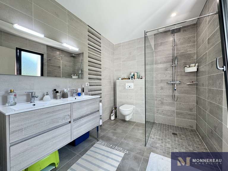 Maison Le Chay - 5 chambres - 206m²