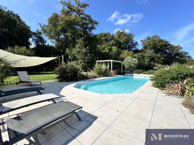 Maison Le Chay - 5 chambres - 206m²