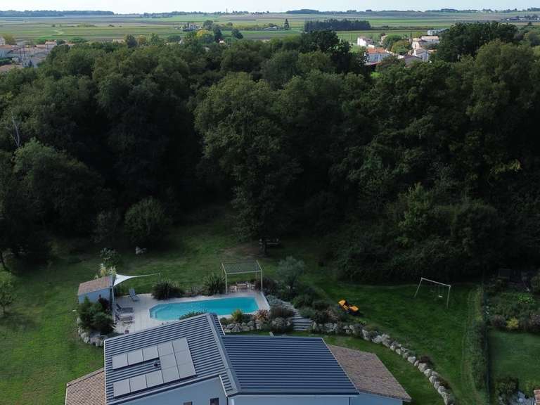 Maison Le Chay - 5 chambres - 206m²