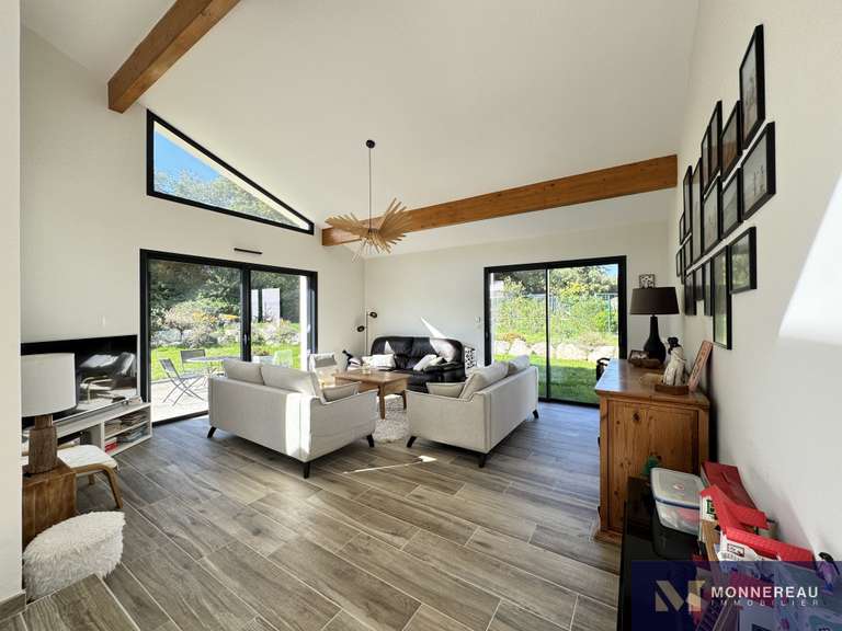 Maison Le Chay - 5 chambres - 206m²