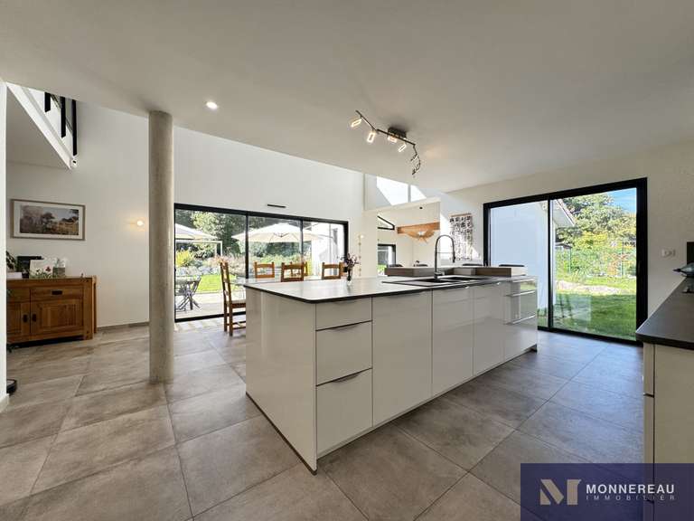 Maison Le Chay - 5 chambres - 206m²