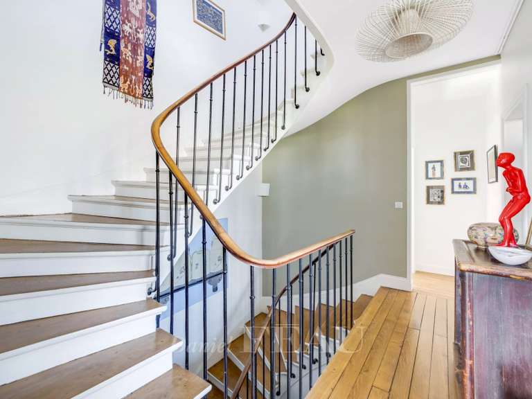 Appartement Le Chesnay - 7 chambres - 218m²