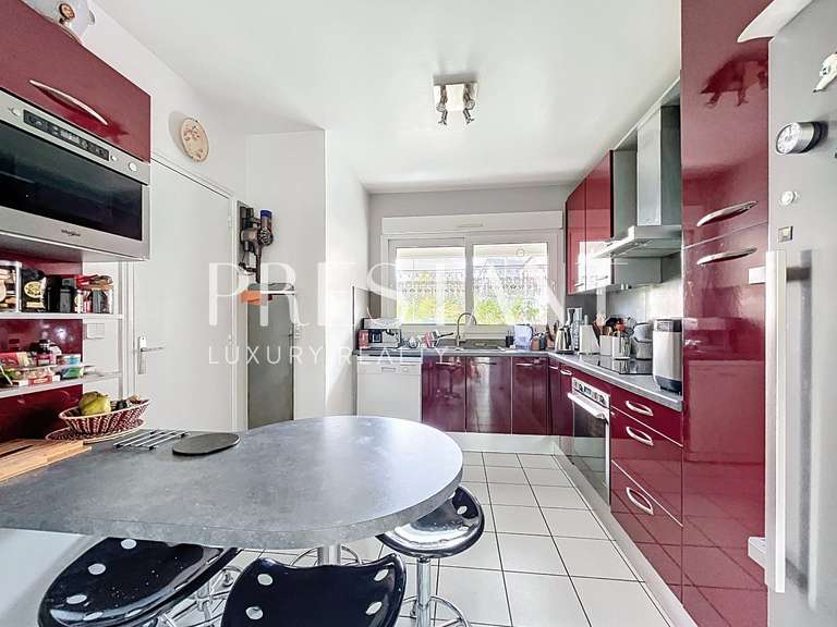 Maison Le Chesnay - 5 chambres - 201m²