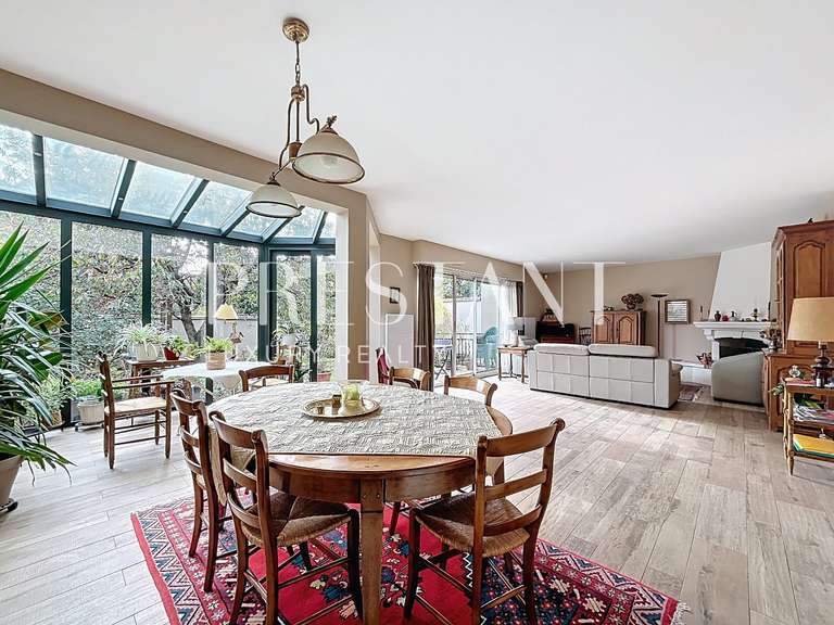 Maison Le Chesnay - 5 chambres - 201m²