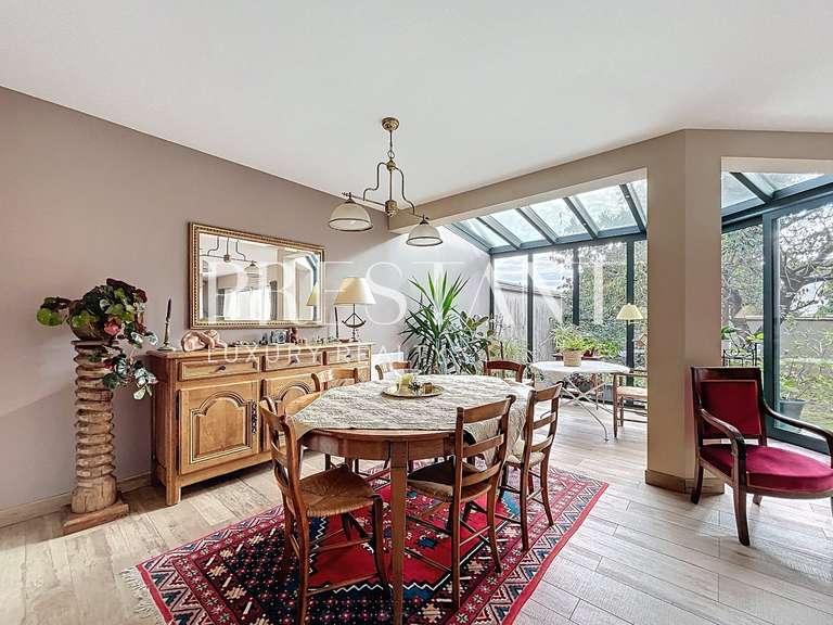 Maison Le Chesnay - 5 chambres - 201m²