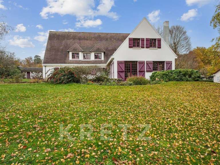 House Le Chesnay - 13 bedrooms - 395m²