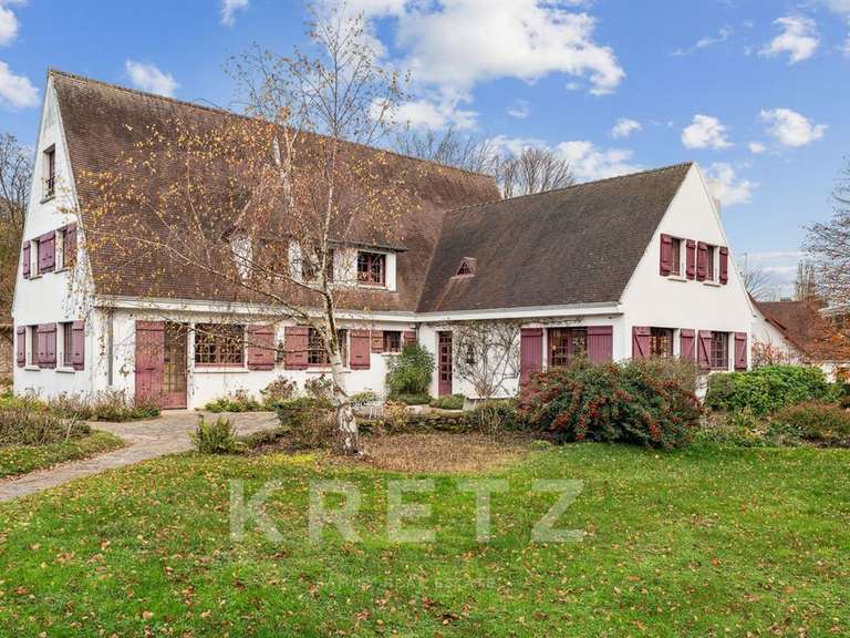 House Le Chesnay - 13 bedrooms - 395m²