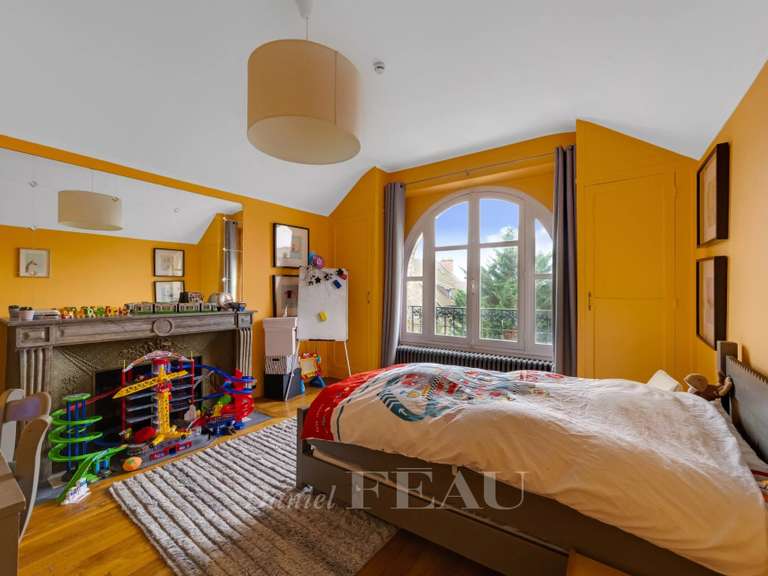 Maison Le Chesnay - 9 chambres - 443m²