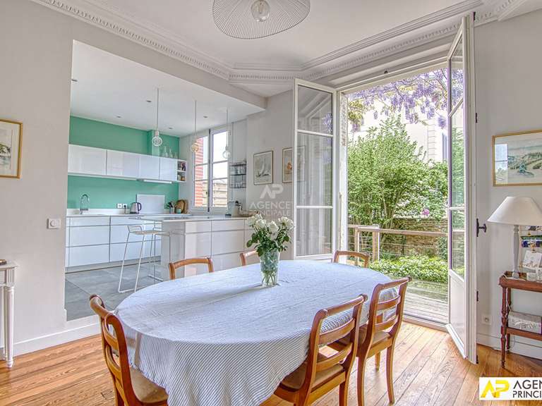 Appartement Le Chesnay-Rocquencourt - 3 chambres - 114m²