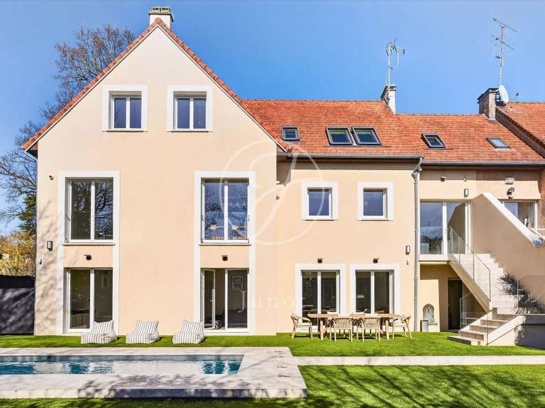 Maison Le Chesnay-Rocquencourt - 4 chambres - 330m²