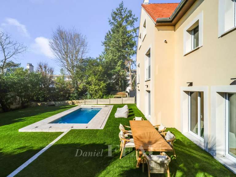 Maison Le Chesnay-Rocquencourt - 4 chambres - 330m²