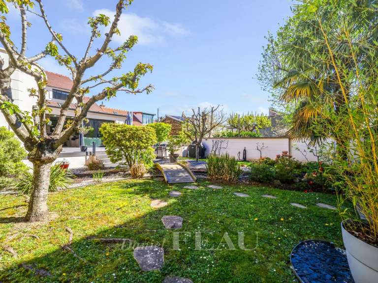 Maison Le Chesnay-Rocquencourt - 5 chambres - 226m²