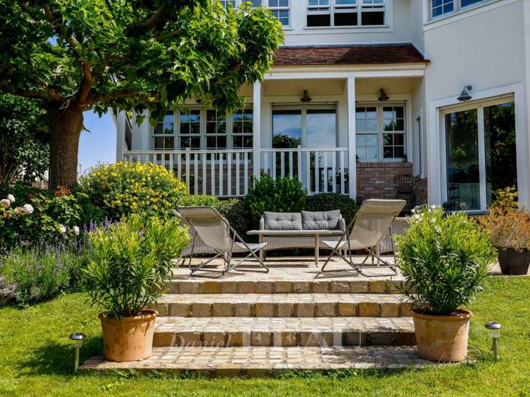 Maison Le Chesnay-Rocquencourt - 4 chambres - 245m²