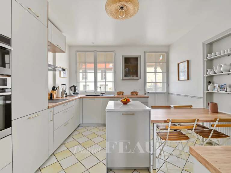 Maison Le Chesnay-Rocquencourt - 7 chambres - 213m²