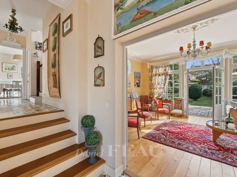 Maison Le Chesnay-Rocquencourt - 7 chambres - 213m²