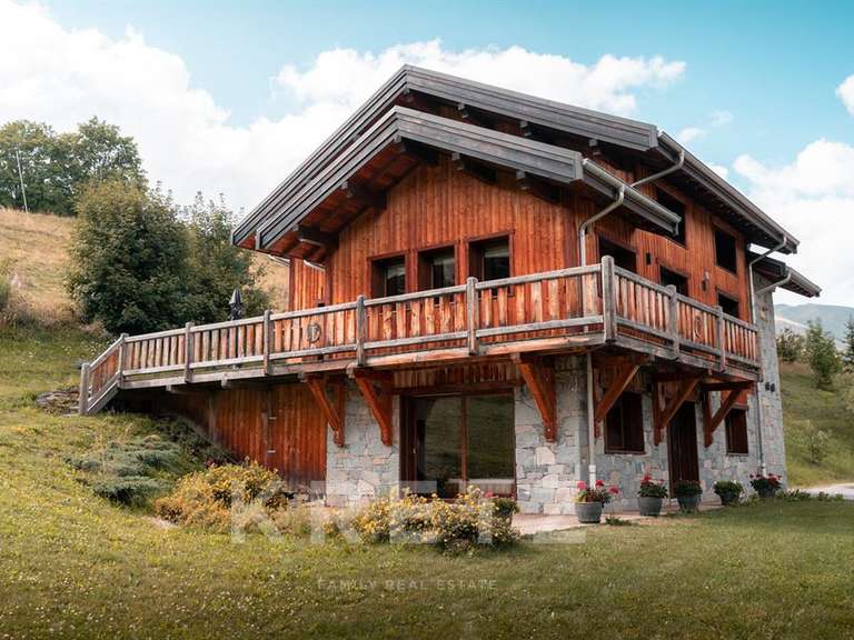 Chalet Le corbier - 7 chambres - 247m²