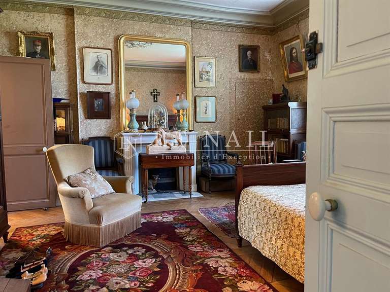 Château Le Coudray-Montceaux - 8 chambres - 500m²
