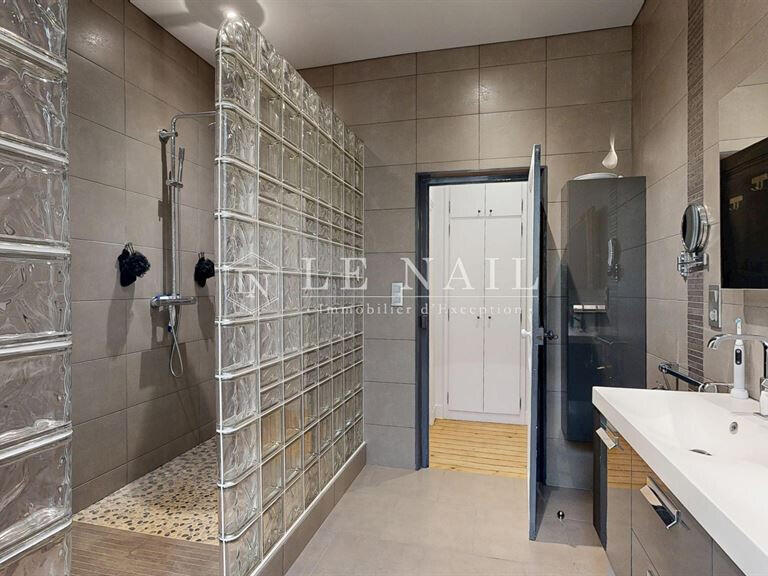 Mansion Le Creusot - 8 bedrooms - 583m²