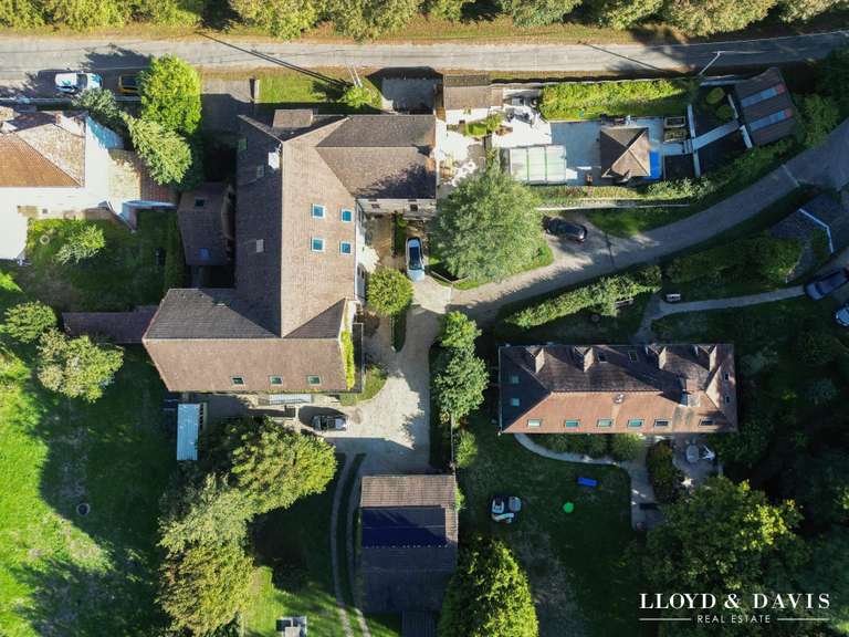 Maison Le Creusot - 6 chambres - 1200m²