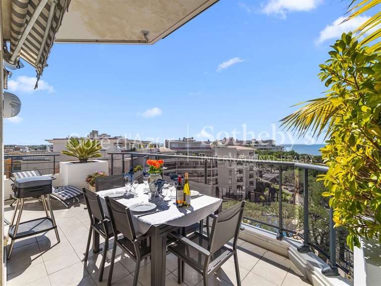 Appartement avec Vue sur mer Le cros-de-cagnes - 1 chambre - 48m²