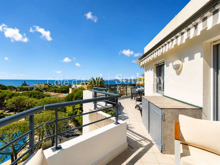 Appartement avec Vue sur mer Le cros-de-cagnes - 1 chambre - 48m²