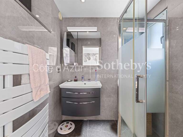 Appartement avec Vue sur mer Le cros-de-cagnes - 1 chambre - 48m²