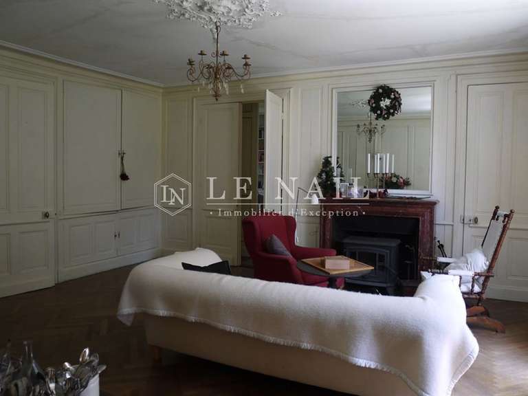 Propriété Le Dorat - 12 chambres - 600m²