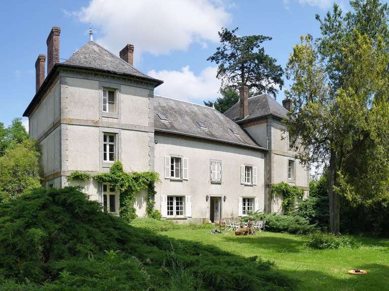 Propriété Le Dorat - 12 chambres - 600m²