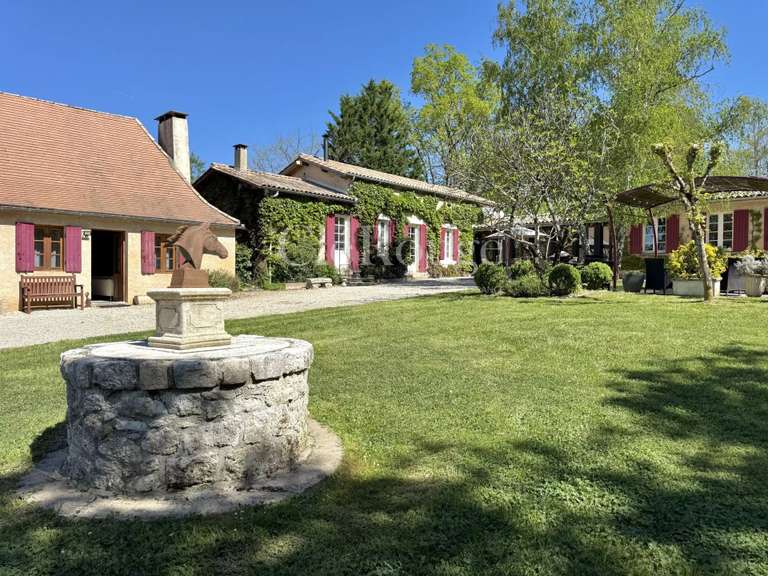 Maison Le Fleix - 7 chambres - 340m²