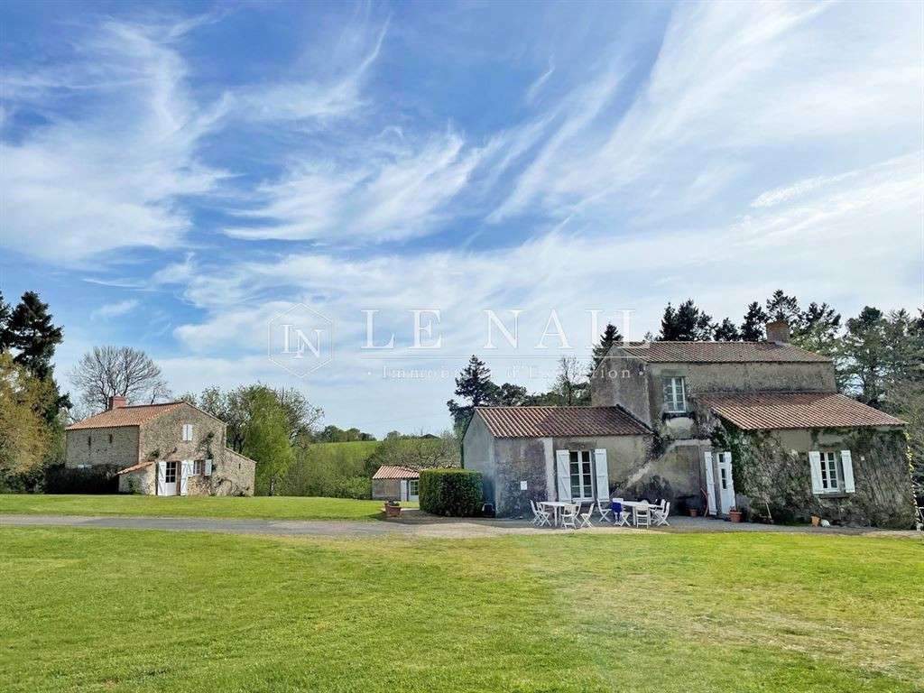 Maison Le Girouard
