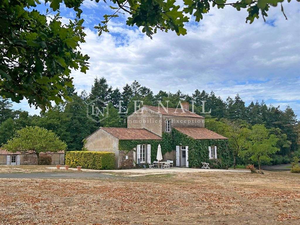Maison Le Girouard
